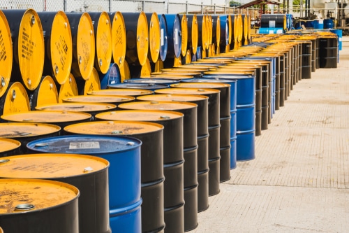 אופ”ק מאשררת את קיצוץ מכסות ההפקה ומחיר הנפט מזנק ל-90 דולר לחבית
