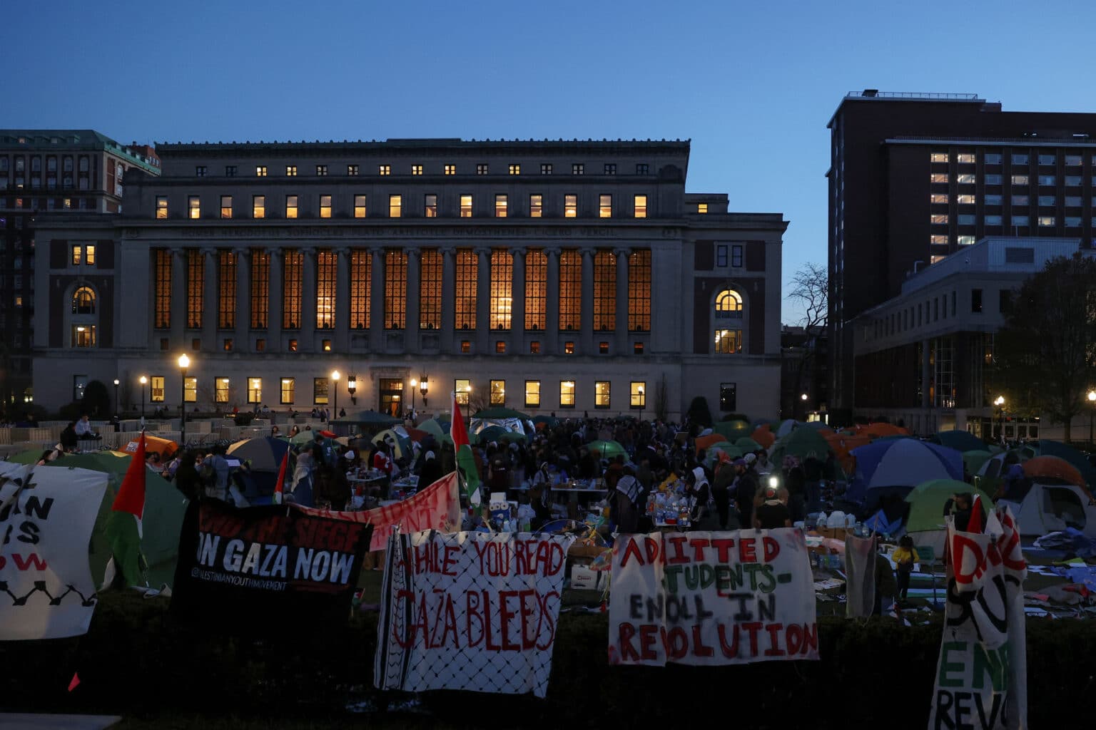 האולטימטום חלף – והמפגינים באוניברסיטת קולומביה מסרבים להתפנות