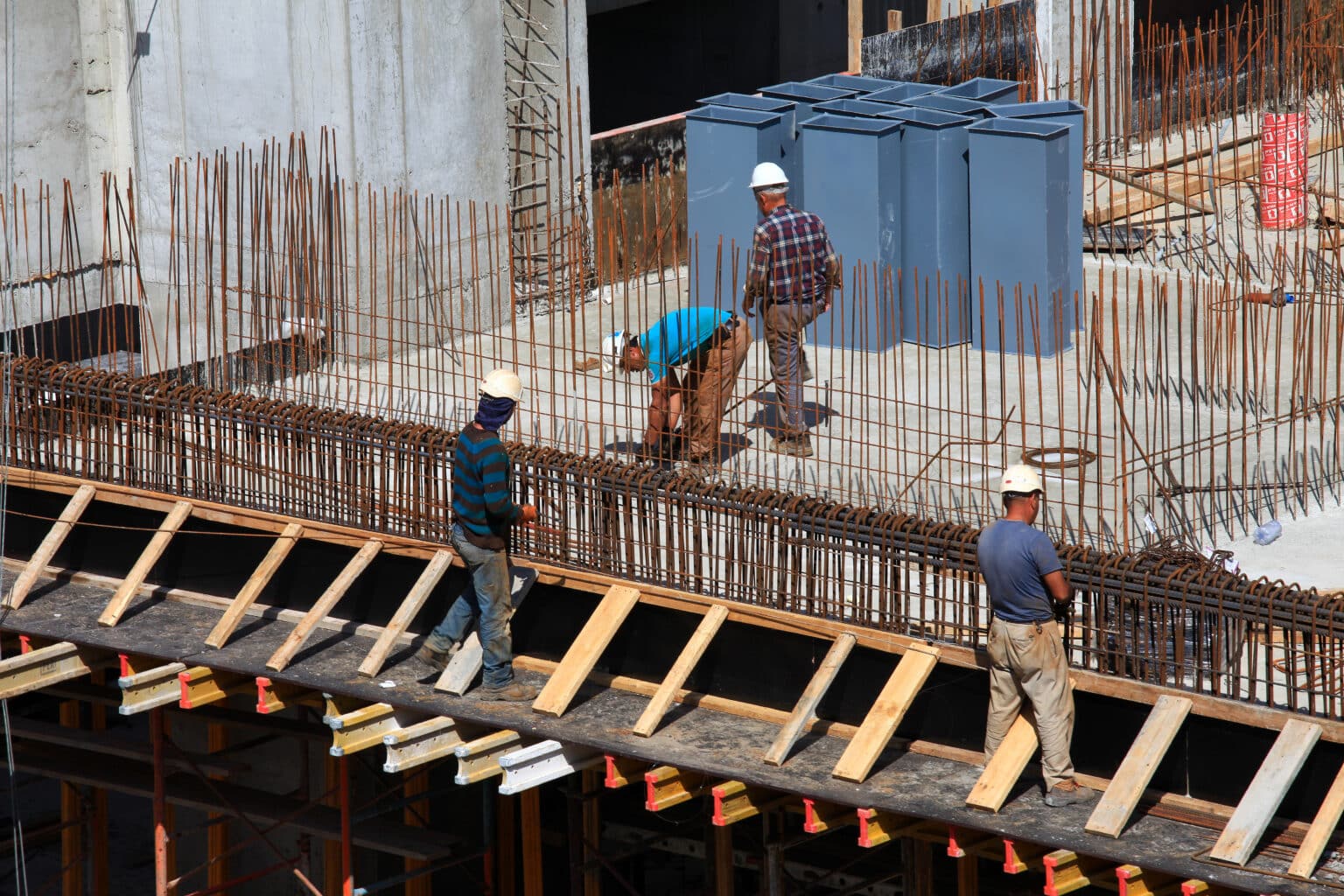 לא הורגש המחסור בפועלים: עלייה של 4% בבנייה של משרדים ב-2023
