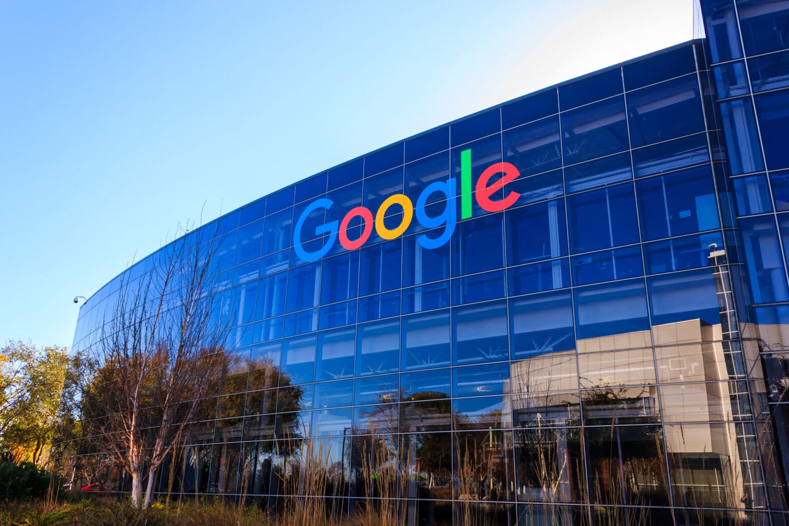 דיווח: גוגל שוקלת לבצע רכישה ב-35 מיליארד דולר