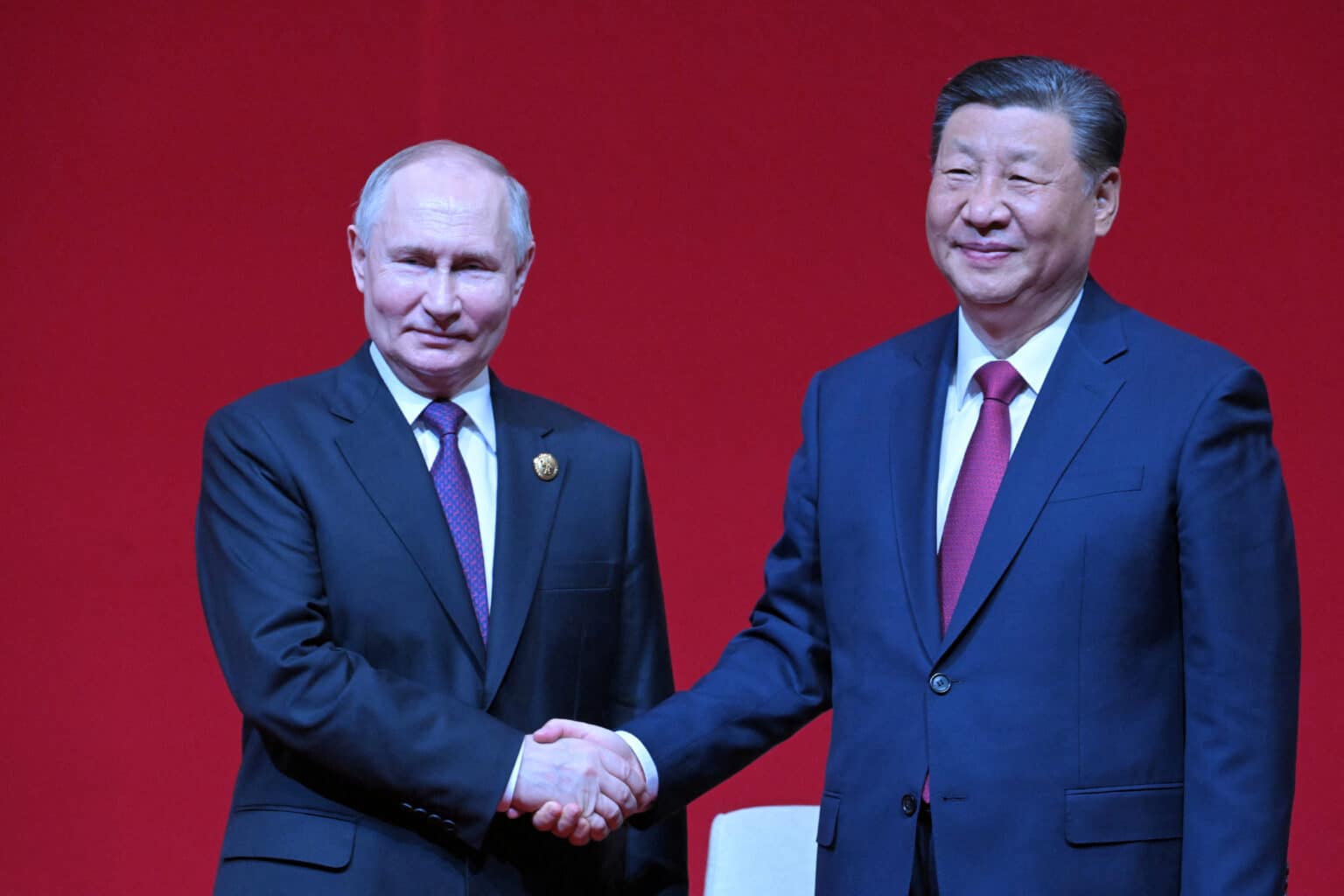 פוטין נפגש עם נשיא סין: “שיתוף הפעולה בינינו שומר על היציבות העולמית”