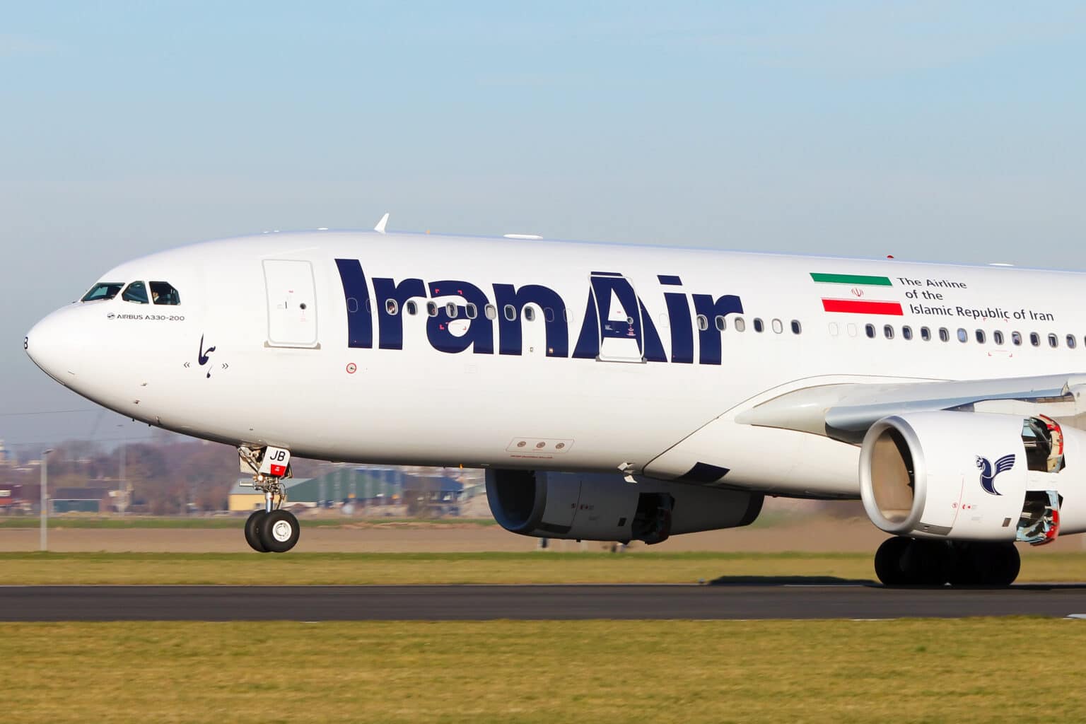 בעקבות המשבר הכלכלי באיראן: יותר ויותר טייסים עוזבים את המדינה