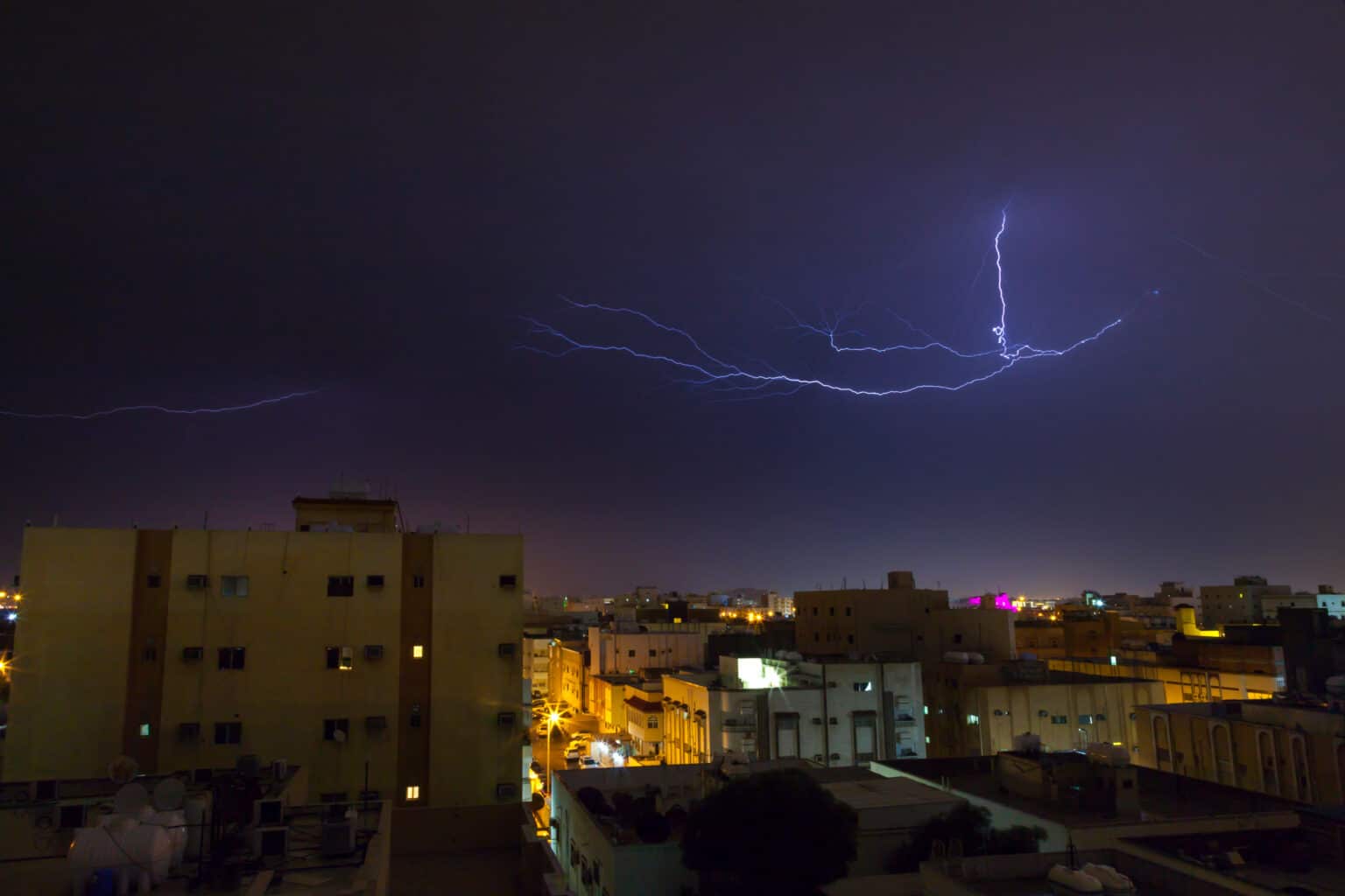 100 מיליארד דולר: כמחצית מהחוב הציבורי של לבנון הוא בגלל משק החשמל