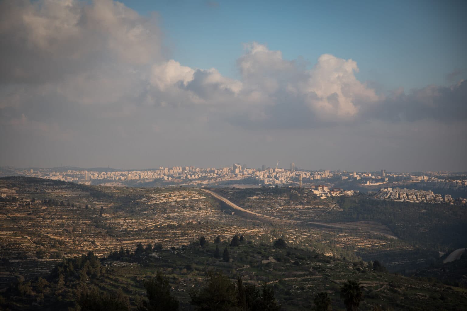 בדרך לותמ”ל: תוכנית “הבשורה בלבן” בירושלים תוסיף 6,000 דירות חדשות